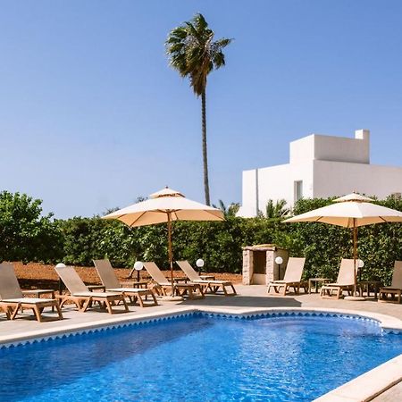 Villa Km2 Lovely Villa Located Just Outside Of Sa Carroca A 5 Minute Drive From Playa Den Bossa San José Extérieur photo