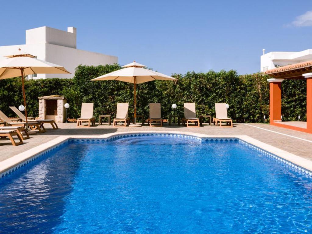 Villa Km2 Lovely Villa Located Just Outside Of Sa Carroca A 5 Minute Drive From Playa Den Bossa San José Extérieur photo